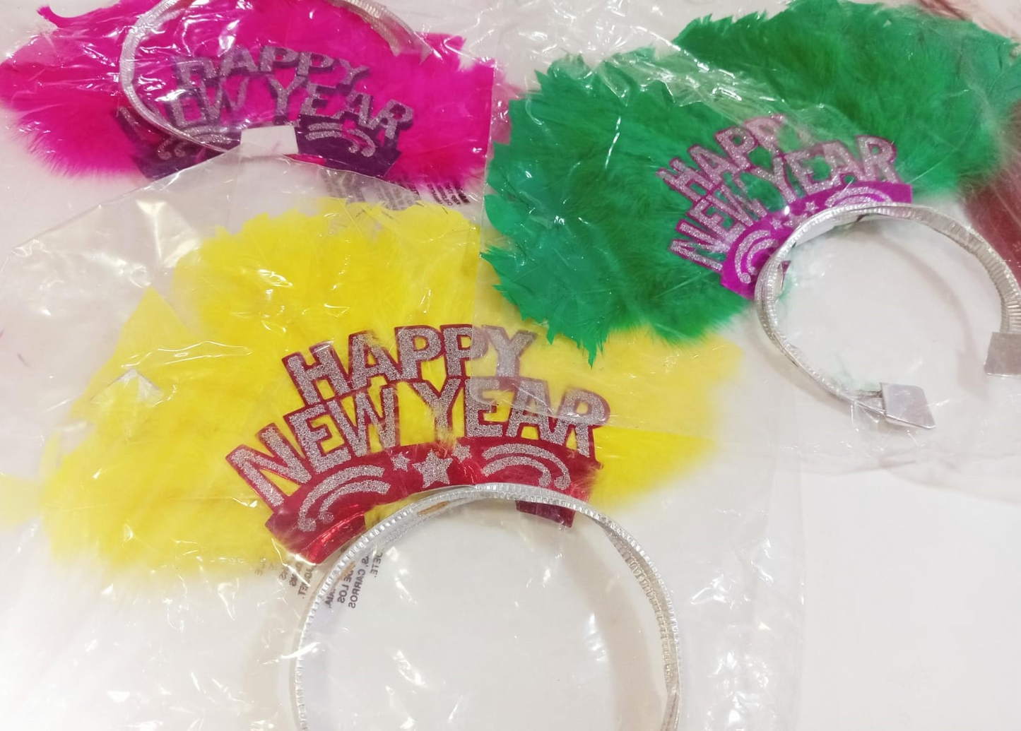 TIARAS PLUMAS NEW YEAR